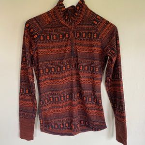 KAVU women's long sleeve zip top - XS